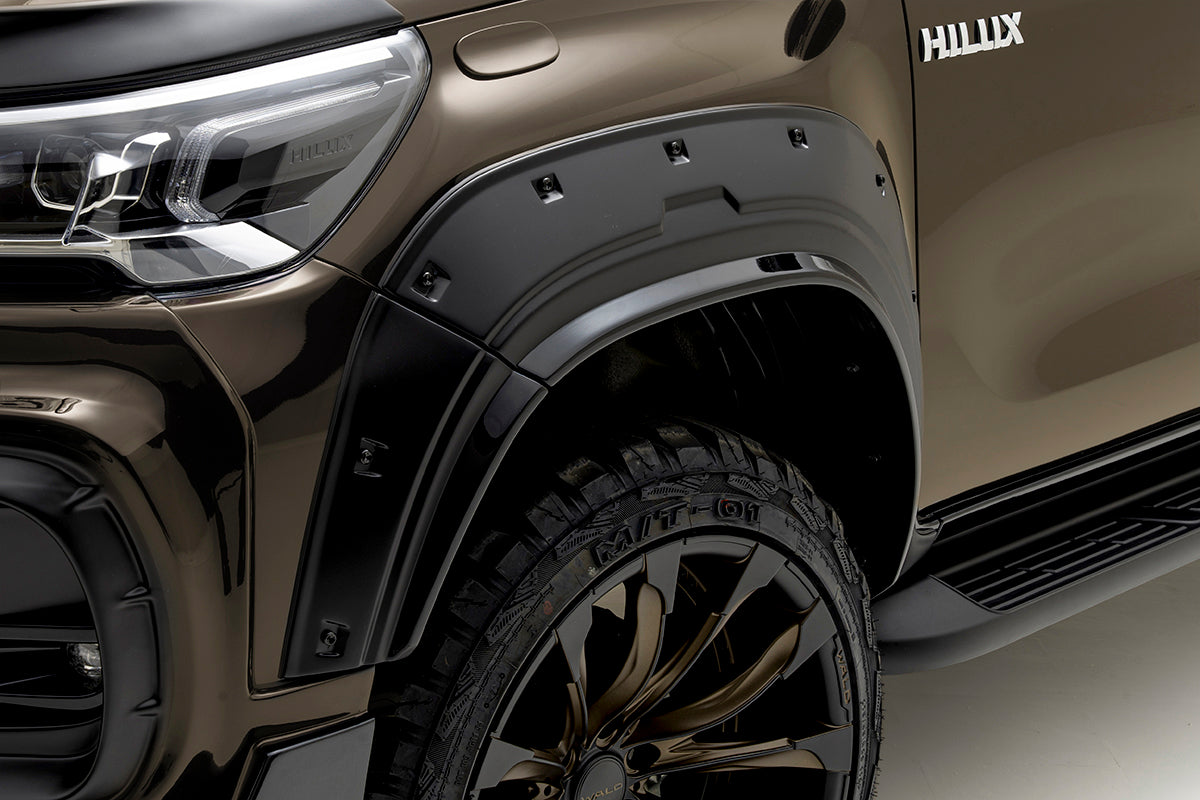 WALD SPORTS LINE BLACK BISON EDITION オーバーフェンダー ハイラックス125系